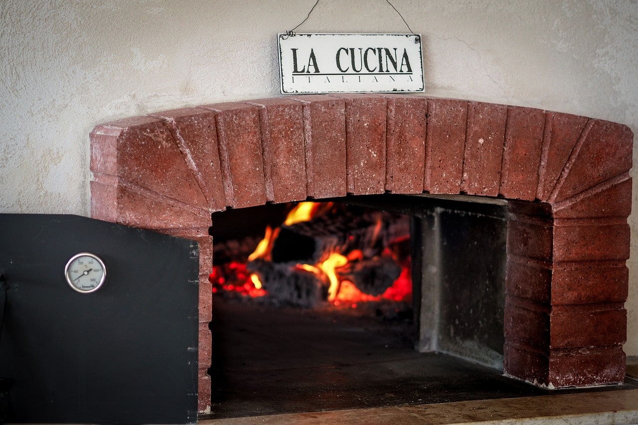 High-Quality Pizza Ovens and Grills Available in Santa Ana, CA Premium Pizza Ovens and Grills in Santa Ana, California